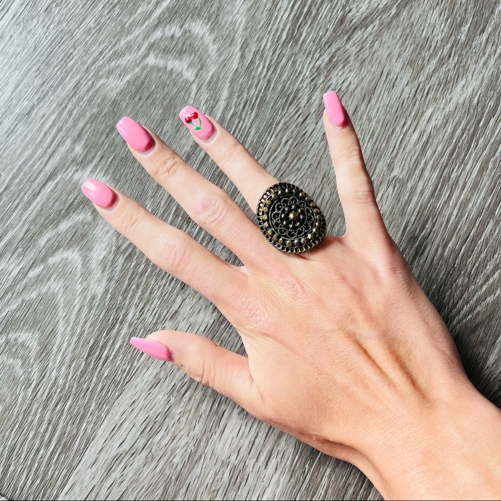 Chunky Statement Ring - Picture 2 of 6